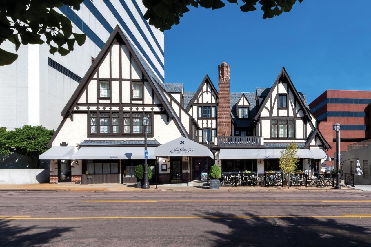 Seven Gables Inn, St Louis West, A Tribute Portfolio Hotel Clayton Exterior photo