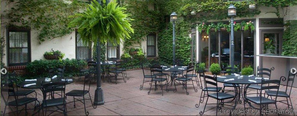Seven Gables Inn, St Louis West, A Tribute Portfolio Hotel Clayton Restaurant photo
